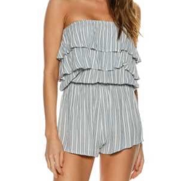 Billabong Dresses & Skirts - Billabong Ruffled Up Strapless Romper